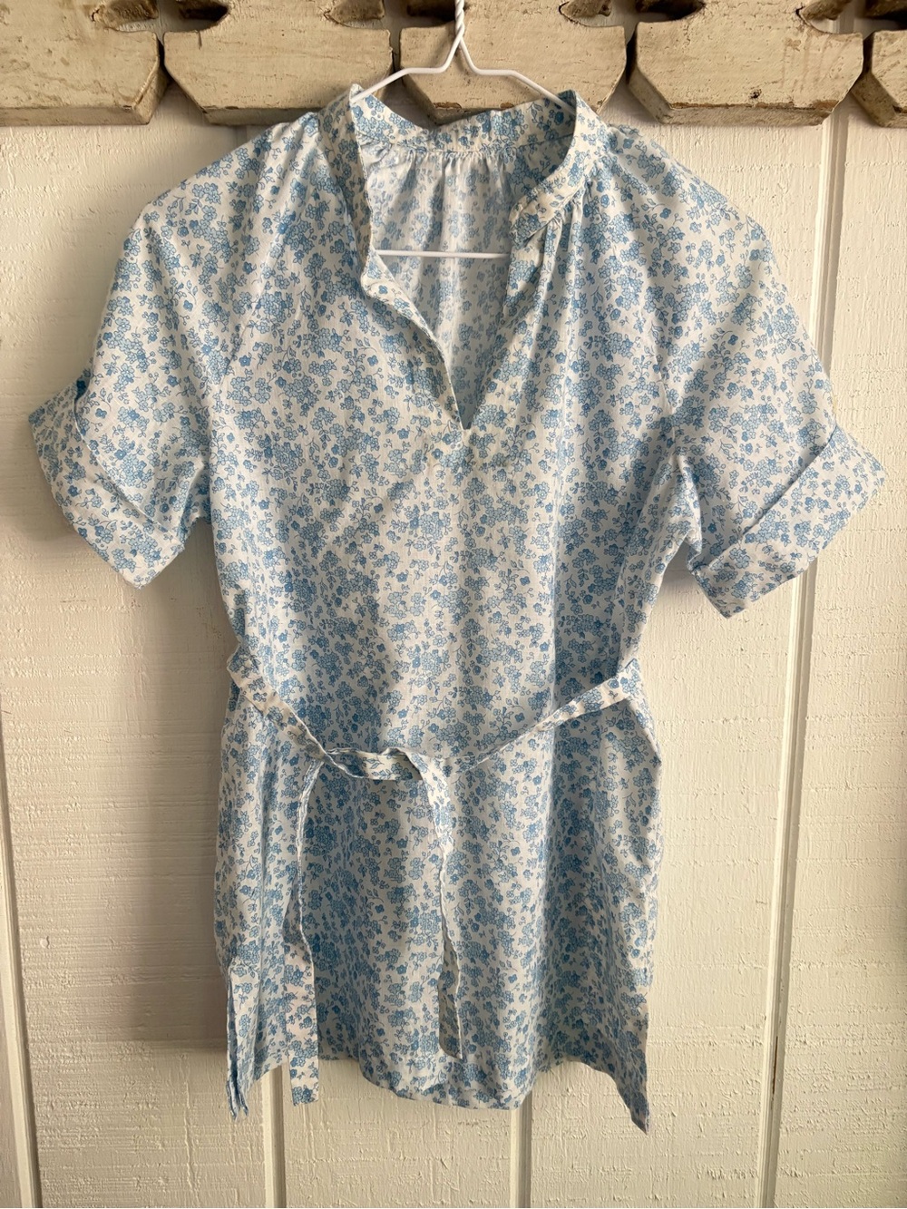 Vintage 70s Light Blue Floral Tie-Waist Tunic Top S/M Has stains